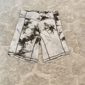 Balance athletica oasis rider shorts